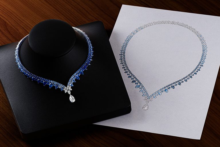 Necklace / Pendant Sapphire Diamonds