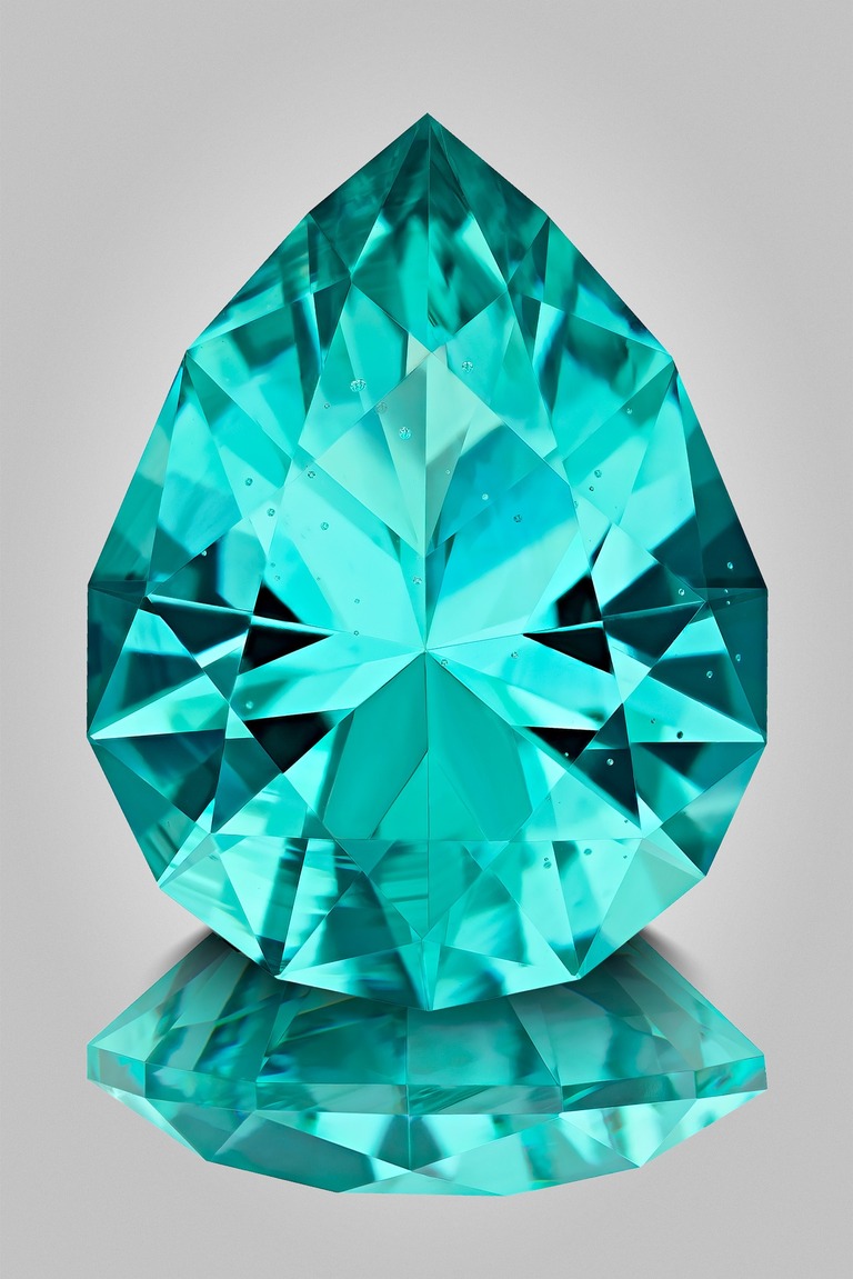 Ancient Roman glass – Gem photography by Arjuna Irsutti – Bangkok Professional gem photography of an ancient Roman glass by Arjuna Irsutti