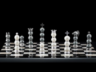 Chess set diamonds pearls gold – Jewelry photography by Arjuna Irsutti Bangkok Professional photography of checkerboard in gold, diamonds and pearls by Arjuna Irsutti