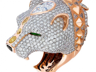 Ring panther – Jewelry photography by Arjuna Irsutti Bangkok Professional jewelry photography of a panther ring with diamonds by Arjuna Irsutti