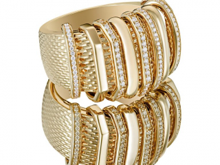 Gold ring - Jewelry photography by Arjuna Irsutti Bangkok Professional photography of a gold ring with diamonds by Arjuna Irsutti