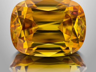Professional gem photography of sphene by Arjuna Irsutti
