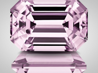 Professional gem photography of pink spinel by Arjuna Irsutti