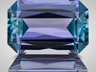 Professional gem photography of tanzanite by Arjuna Irsutti