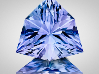 Professional gem photography of tanzanite by Arjuna Irsutti