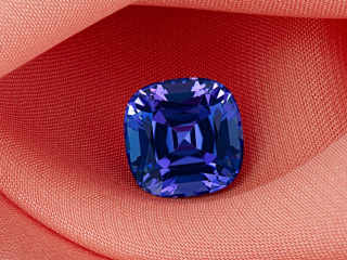 Professional gem photography of tanzanite by Arjuna Irsutti
