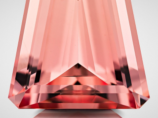 Professional gem photography of an orange tourmaline by Arjuna Irsutti