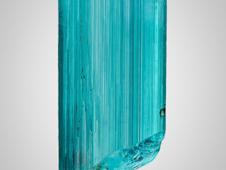 Professional gem photography of tourmaline indicolite specimen by Arjuna Irsutti