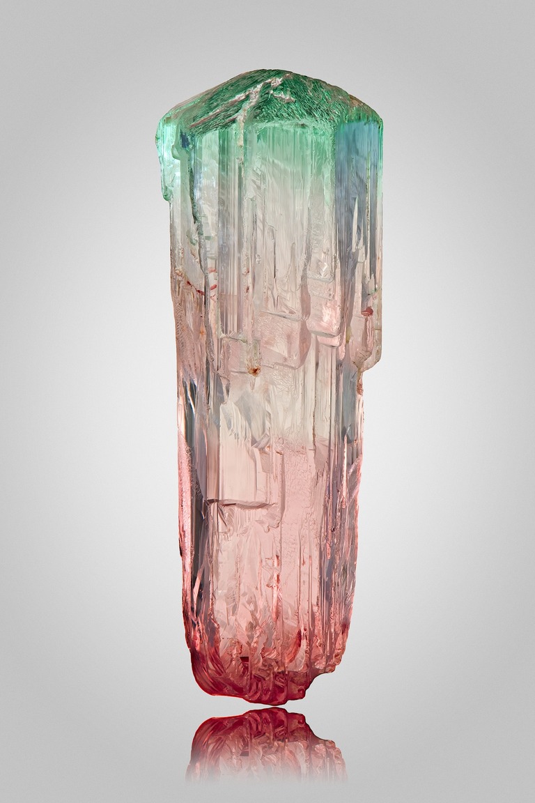 Tricolor Tourmaline specimen – Gem photography by Arjuna Irsutti – Bangkok Professional gem photography of a tricolor tourmaline specimen by Arjuna Irsutti