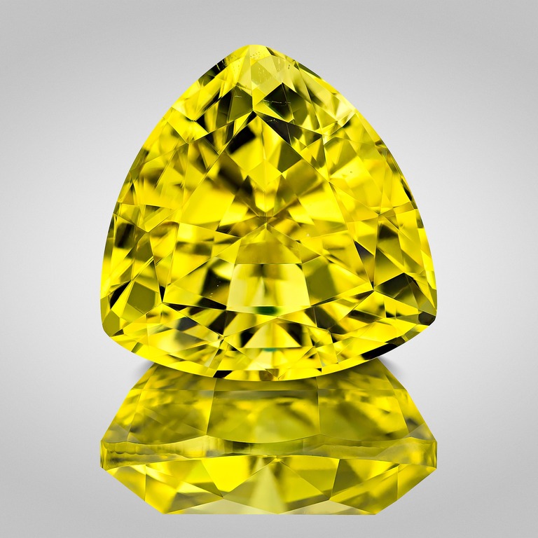 Tourmaline Yellow – Gem photography by Arjuna Irsutti – Bangkok Professional gem photography of a yellow tourmaline by Arjuna Irsutti