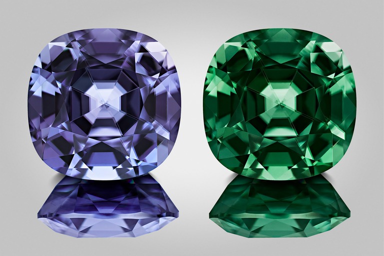 Color Change Zircon – Gem photography by Arjuna Irsutti – Bangkok Professional gem photography of a color change zircon by Arjuna Irsutti